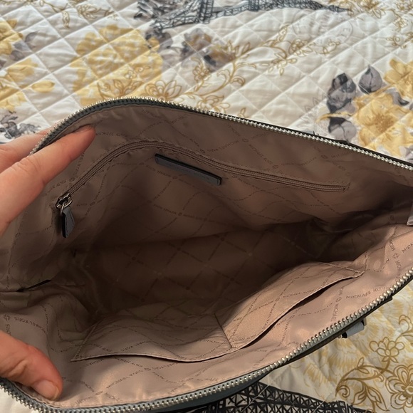 Michael Kors Jet Set Tote-Pale Blue - Picture 5 of 5